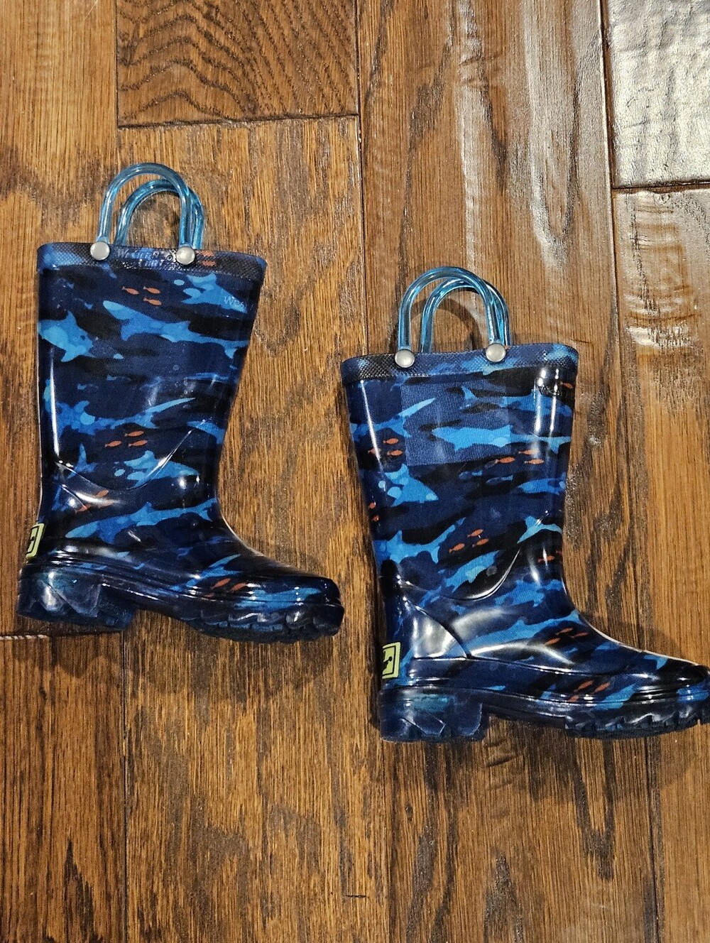 Western Chief Kids Camo Shark Lighted Rain Boots, Blue - Size 6 Toddler